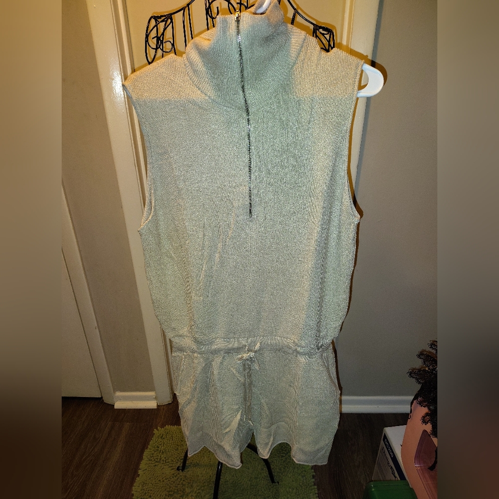 Yousify Women's Casual Sleeveless Short Rompers Size XL(16-18) (NWT)